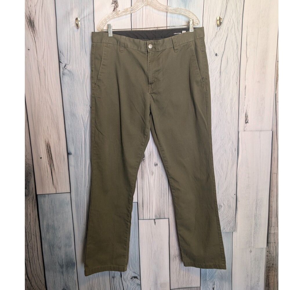 Men's Volcom army green pants size 36
